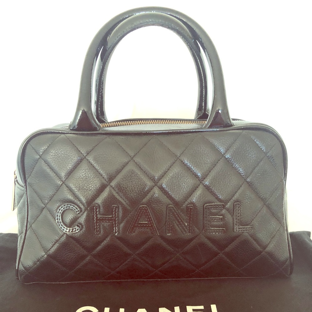 CHANEL - Vintage AUTHENTIC Handbag